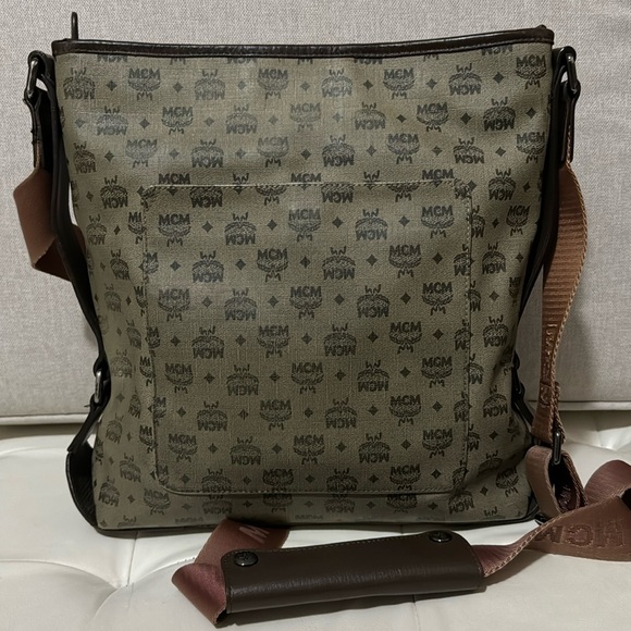 Gorgeous EUC- MCM Marble Visetos Crossbody-Tan/Brown Coated Canvas-Leather Trim - Picture 3 of 17